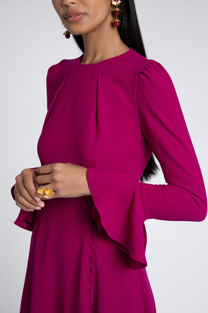 فستان متوسط ​​الطول بأكمام واسعة وصدرية مطوية – سايلا