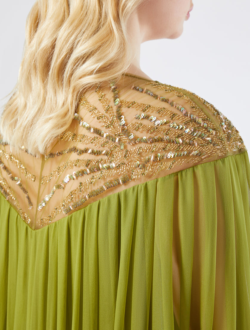 فستان شيفون بتصميم كيب مع رقبة مزينة – لومينا