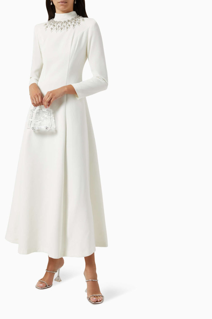 فستان مزين برقبة عالية وقصة A – سيليست