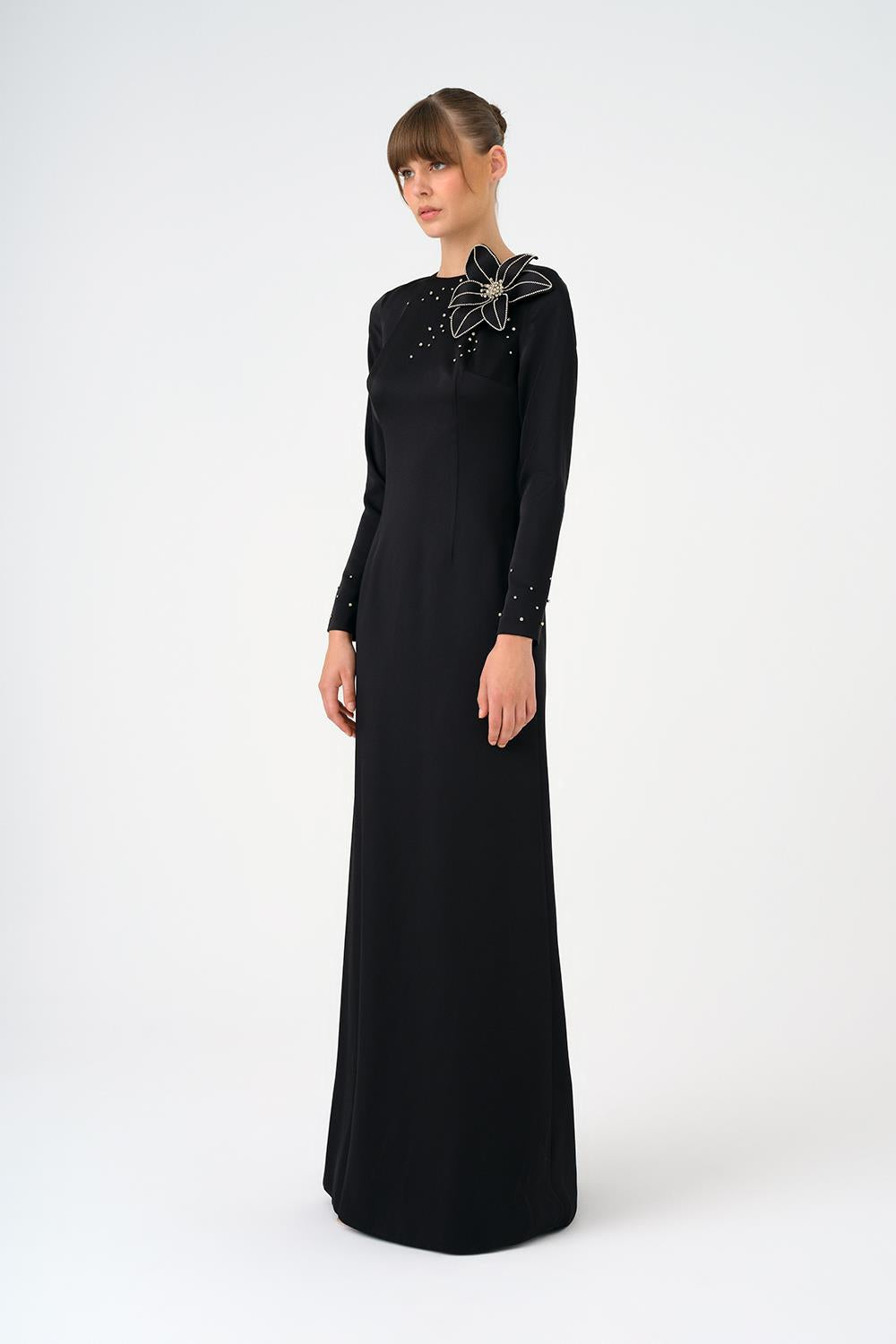 long-sleeve embellished floral evening gown – NOIRELLE