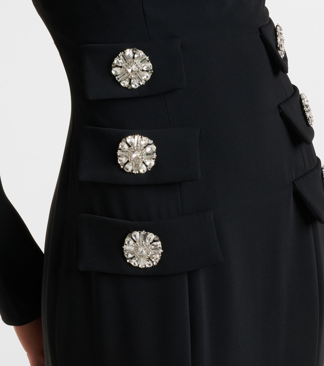 فستان طويل الأكمام بياقة مربعة مزين بتفاصيل مرصعة بالجواهر عند الخصر - إيكلات