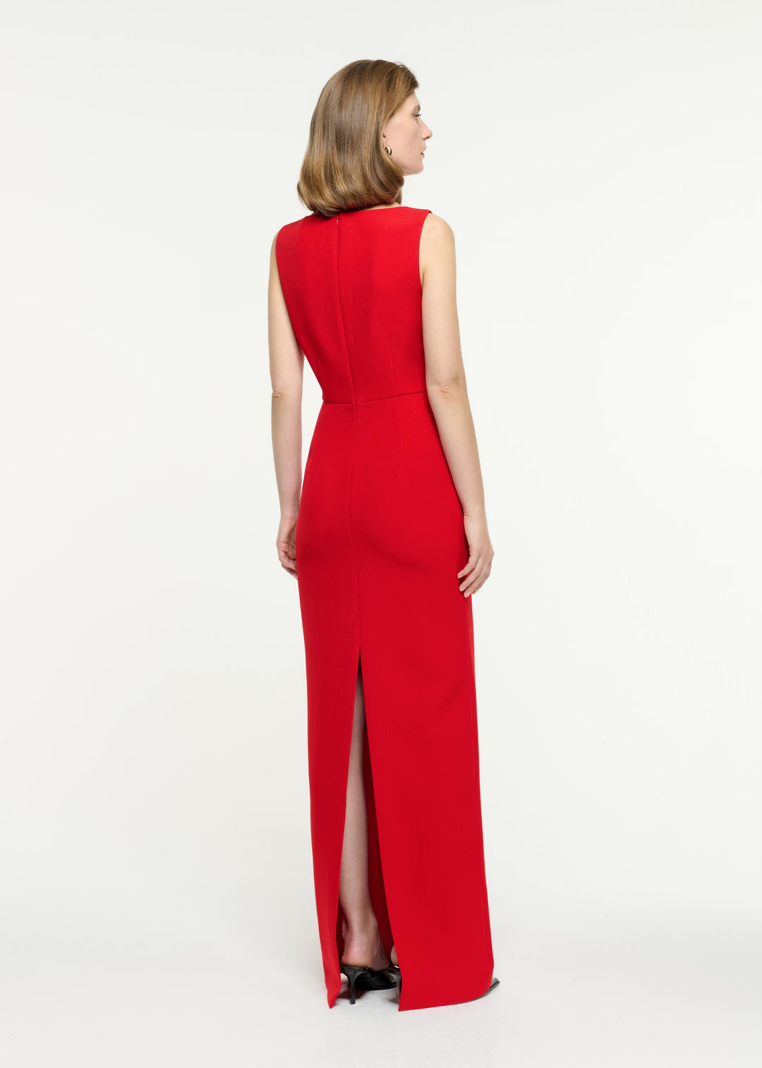 فستان عمودي بدون أكمام بفتحات هندسية – سكارليتا