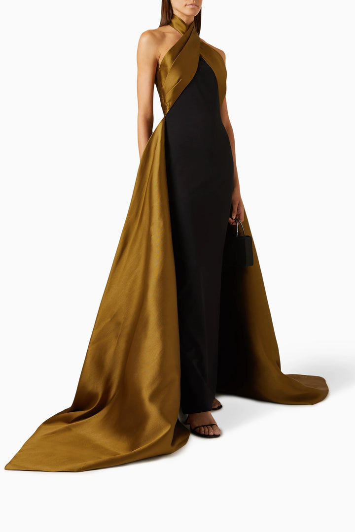 فستان ساتان بفتحة رقبة على شكل حرف V مع طبقة خارجية منسدلة – القرمزي