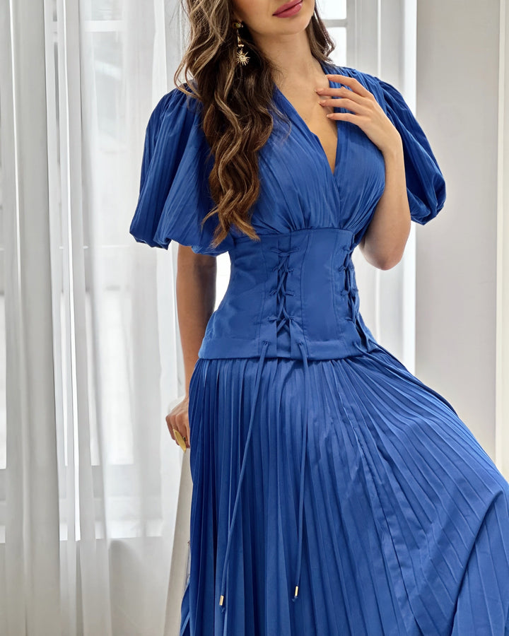 فستان ماكسي مطوي بفتحة رقبة على شكل حرف V وأكمام منفوخة – إليكلي