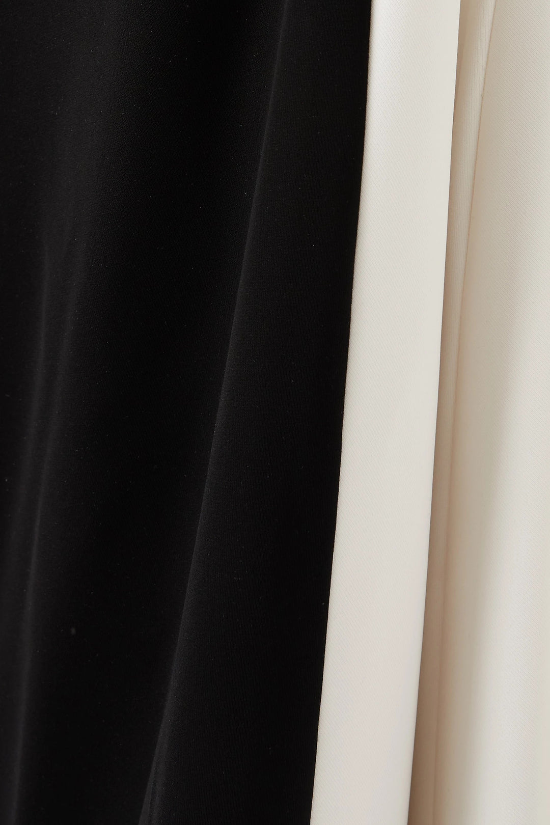 off-shoulder two-tone mermaid gown – NOIRIA