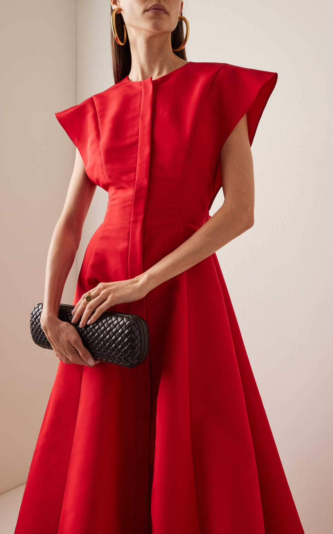 فستان بأكمام قصيرة وحزام خصر – فيفيان