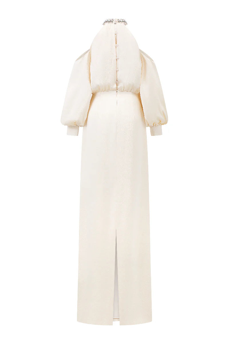 فستان مكشوف الكتفين مع رقبة مزينة على شكل هالتر – أميرة