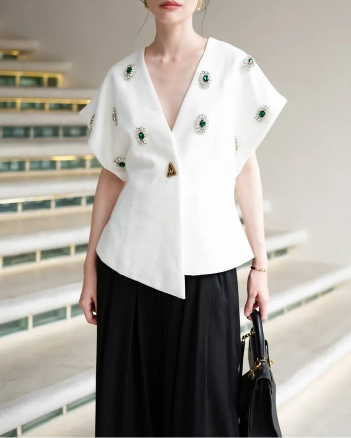 بلوزة ملفوفة بأكمام قصيرة مزينة بالكريستال – نوفالوي