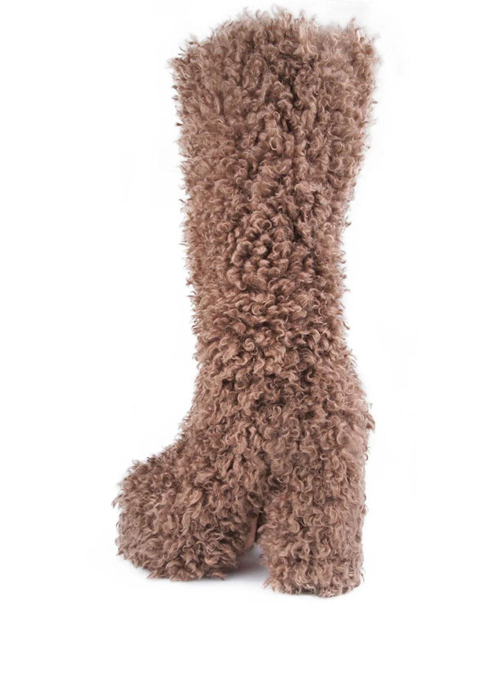 أحذية طويلة تصل إلى الركبة بكعب عالي وفرو صناعي مجعد - برينكلي