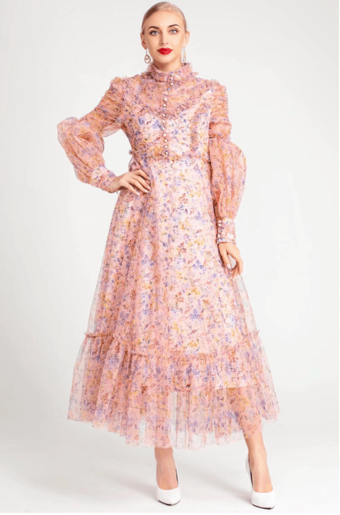 غريبة مارتينا