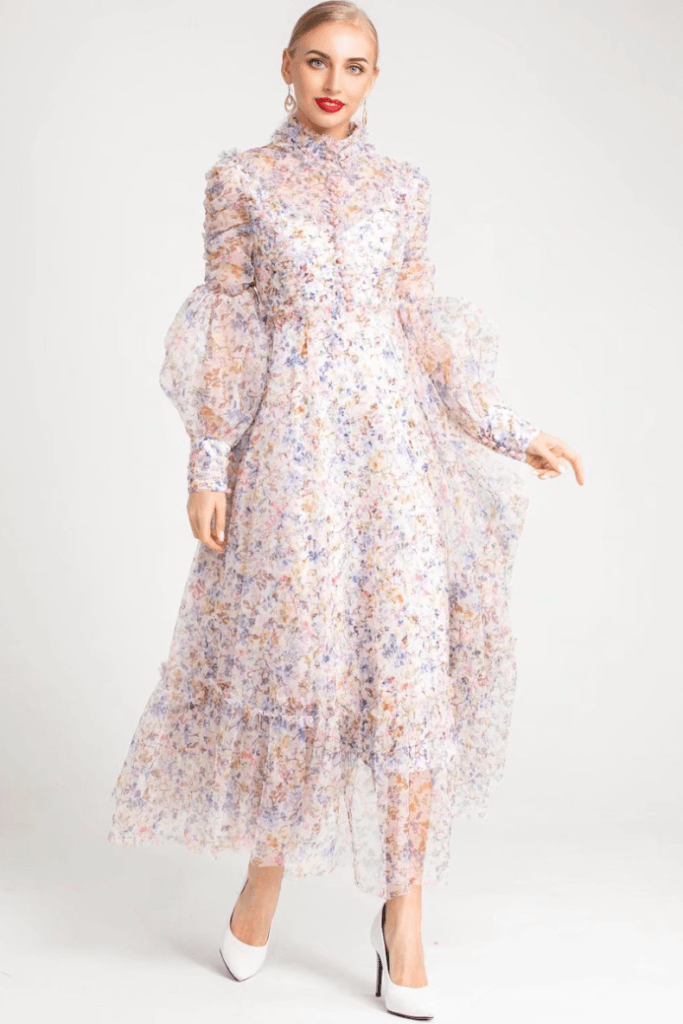 غريبة مارتينا