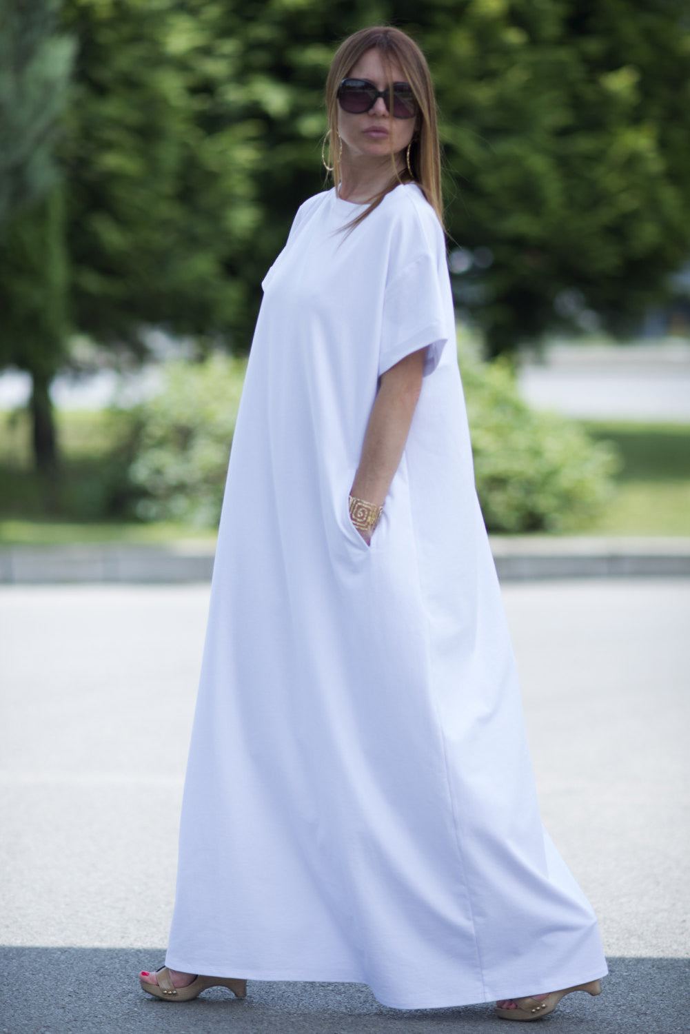 فستان القطن الأبيض ماكسي