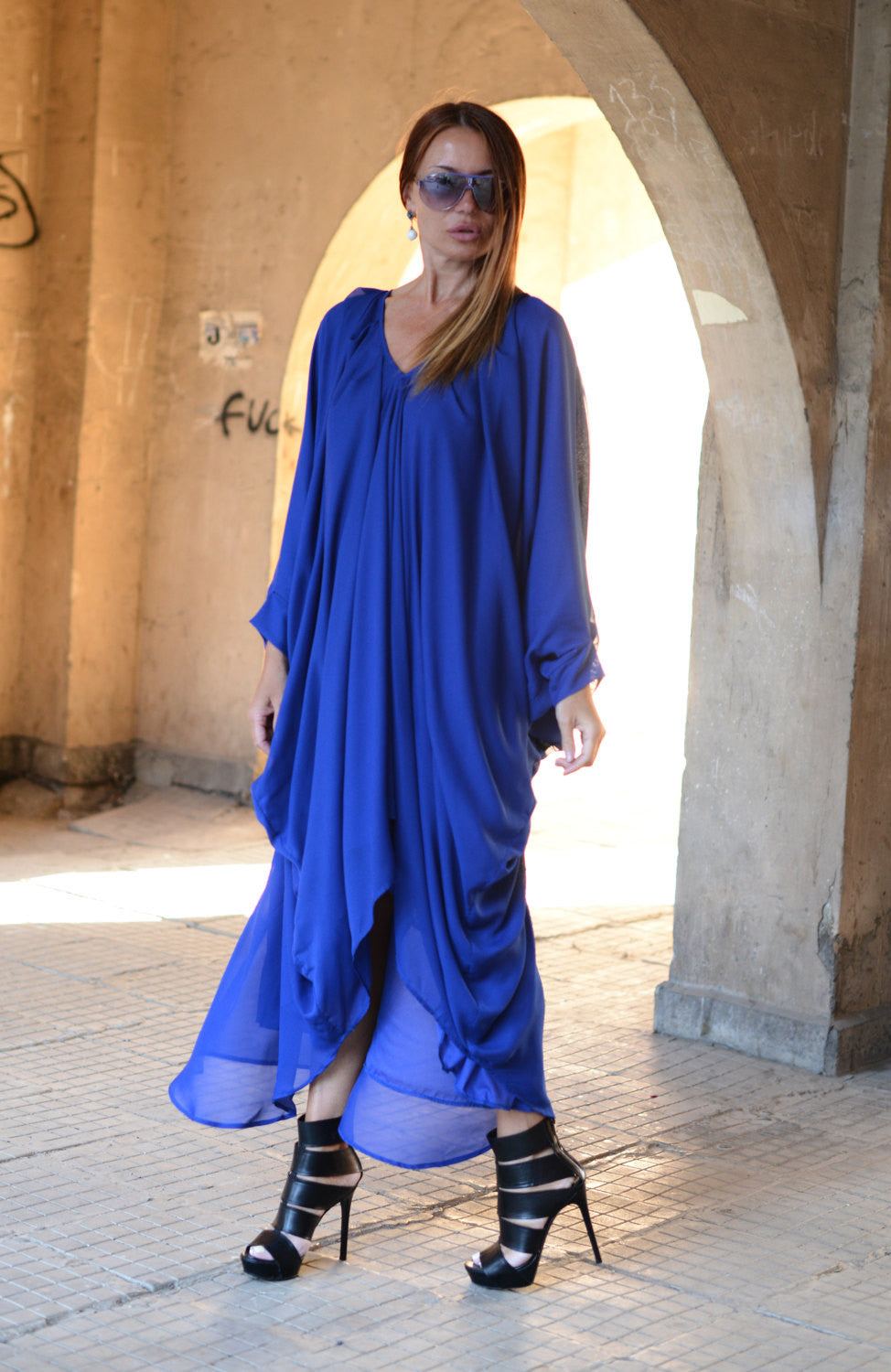فستان شيفون ماكسي الأزرق
