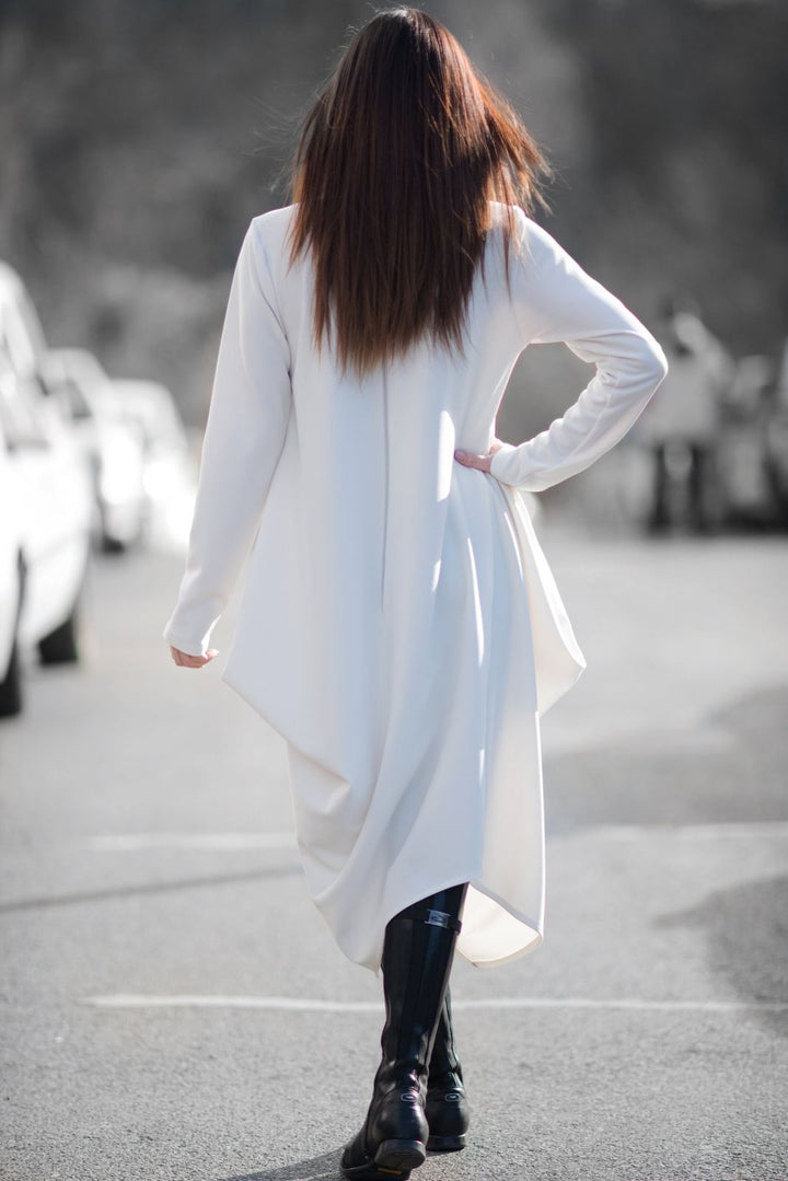 الخريف الشتاء قبالة فستان أبيض بأكمام طويلة